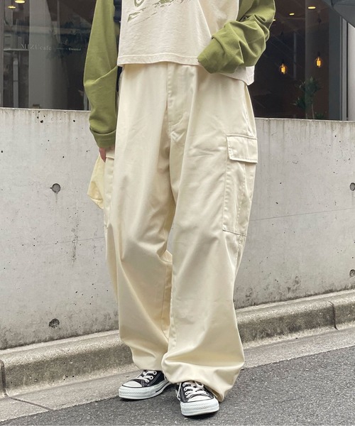 ココディール ベージュカーゴパンツ CIAOPANIC（チャオパニック）の「【BNCP】TCツイルカーゴパンツ