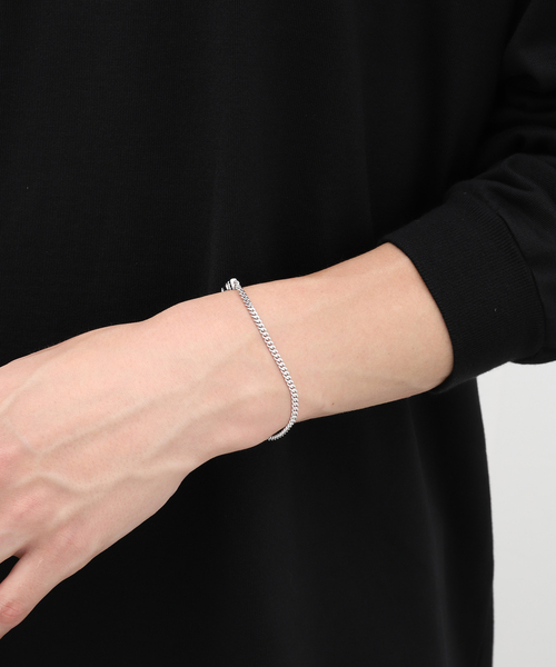 TOM WOOD（トムウッド）の「【TOMWOOD / トムウッド】CURB BRACELET M 7.0INCH（ブレスレット・メンズ・シルバー・70）」の8枚目の写真