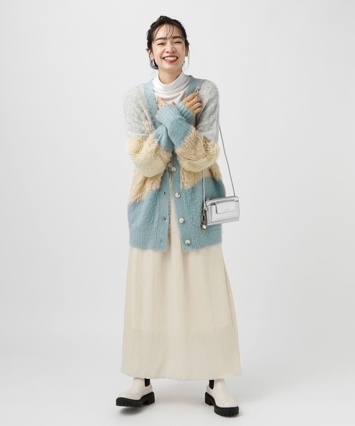 BAYFLOW（ベイフロー）の「フラップスマホショルダー（ショルダーバッグ・レディース・ライトグレー/ブラック/アイボリー・FREE）」の17枚目の写真