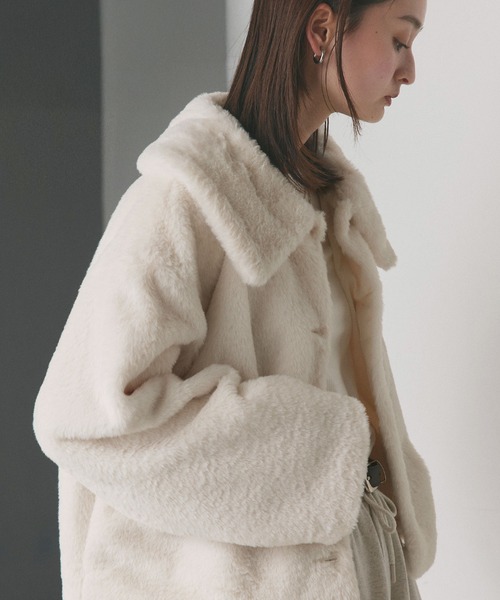 【新品未使用品】エコファージャケット ベージュ VIOLETTA 2023AW - クロップドエコファージャケット 7,590yen tax in