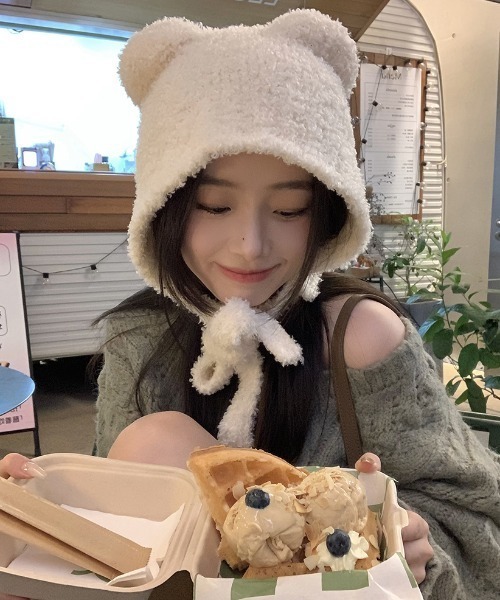 Vipoa(ヴィポア)の「テディベアボアニットフードキャップ(ニットキャップ/ビーニー・レディース・ホワイト/ブラウン/ブラック/ベージュ/チャコールグレー・FREE)」の11枚目の写真