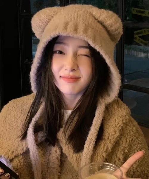 Vipoa(ヴィポア)の「テディベアボアニットフードキャップ(ニットキャップ/ビーニー・レディース・ホワイト/ブラウン/ブラック/ベージュ/チャコールグレー・FREE)」の16枚目の写真