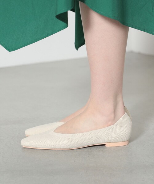 BEAMS HEART（ビームスハート）の「BEAMS HEART / ニット フラットパンプス（パンプス・レディース・ブラック/オフホワイト・SMALL/MEDIUM/LARGE）」の6枚目の写真