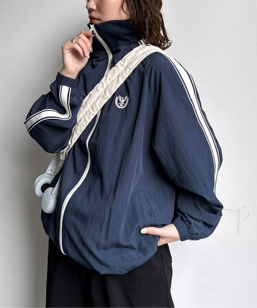 CPCM（シーピーシーエム）の「配色切替トラックジャケット（ブルゾン・メンズ・グレー/アイボリー/ネイビー・MEDIUM/LARGE）」の3枚目の写真