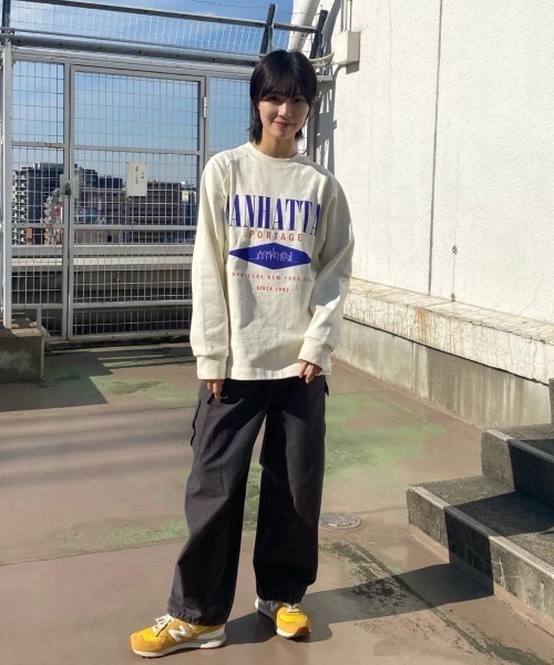 Manhattan Portage（マンハッタンポーテージ）の「Sweat Trainer（スウェット・メンズ・アイボリー/ブラック/マスタード・MEDIUM/LARGE/X-LARGE）」の2枚目の写真