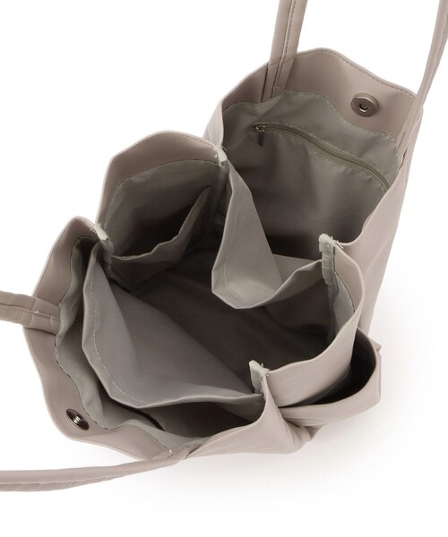 ITS'DEMO（イッツデモ）の「◆【仕分けしやすい6ポケット／オンオフ使える／A4OK】収納上手になれるトート（トートバッグ・レディース・アイボリー/ブラック/ナチュラル/グレー/シルバー/ブルー系その他・00）」の15枚目の写真