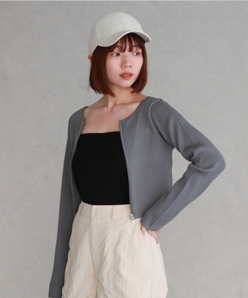 archives(アルシーヴ)の「カップ付きラメアソートニットキャミソール(キャミソール・レディース・アイボリー/ブラック/オフホワイト/チャコールグレー/ホワイト・MEDIUM)」の14枚目の写真