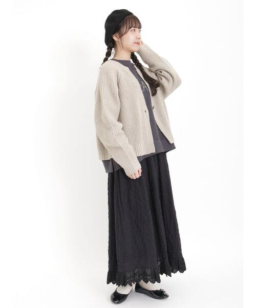 Samansa Mos2（サマンサ モスモス）の「裏毛ぽこぽこ刺繍スウェット（Tシャツ/カットソー・レディース・チャコールグレー/ベージュ/キナリ/パープル・F）」の8枚目の写真