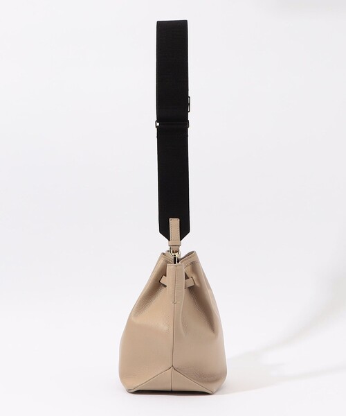 DEMELLIER LONDON(デメリエーロンドン)の「DEMELLIER NEW YORK BUCKET ショルダーバッグ(ショルダーバッグ・レディース・ベージュ/ブラック・FREE)」の4枚目の写真