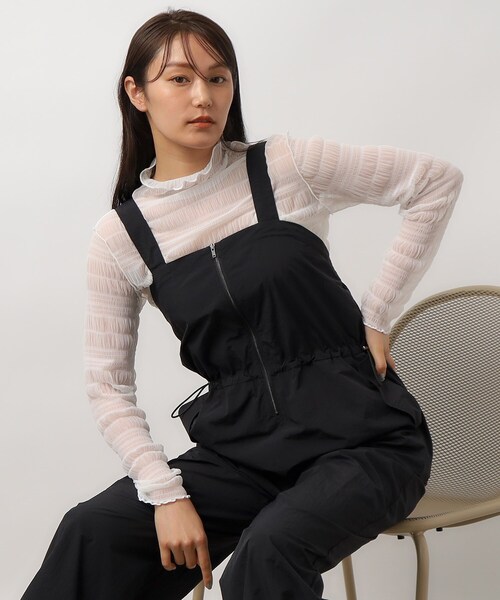 OPAQUE.CLIP（オペークドットクリップ）の「◆シャーリングシアートップス【洗濯機洗い可】（Tシャツ/カットソー・レディース・ライトベージュ/ブラック/ホワイト・40/38）」の2枚目の写真