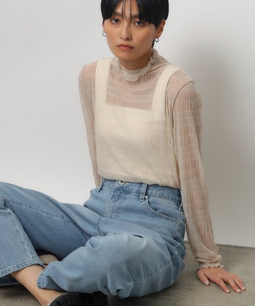 OPAQUE.CLIP（オペークドットクリップ）の「◆シャーリングシアートップス【洗濯機洗い可】（Tシャツ/カットソー・レディース・ライトベージュ/ブラック/ホワイト・40/38）」の3枚目の写真