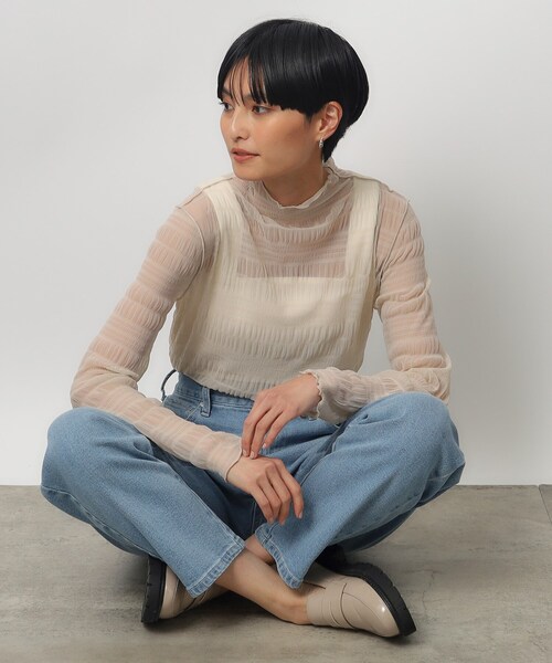 OPAQUE.CLIP（オペークドットクリップ）の「◆シャーリングシアートップス【洗濯機洗い可】（Tシャツ/カットソー・レディース・ライトベージュ/ブラック/ホワイト・40/38）」の14枚目の写真