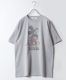 Disney（ディズニー）の「Disney（ディズニー）キャラクター刺繍・サガラ刺繍・ラインストーン半袖Tシャツ レディース/ミッキーマウス/くまのプーさん/101匹わんちゃん（Tシャツ/カットソー・メンズ）」