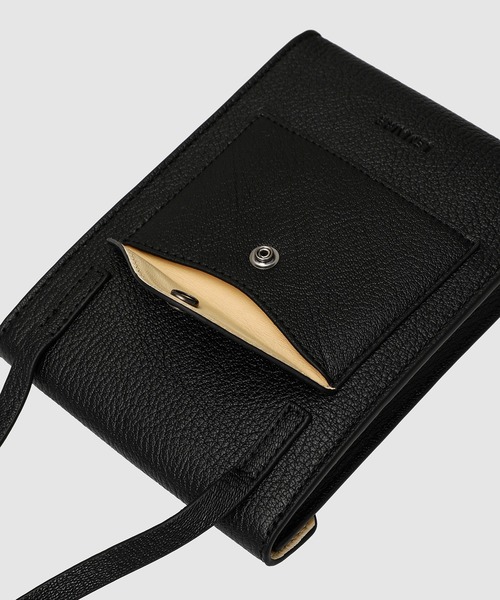 LEMAIRE（ルメール）の「ENVELOPPE WITH STRAP（ショルダーバッグ・メンズ・カーキ/ブラック/ホワイト・OS）」の7枚目の写真