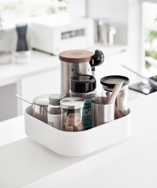 BIRTHDAY BAR（バースデイバー）の「tower 回転式収納ラック スクエア（キッチン収納・レディース・ホワイト・フリー）」の3枚目の写真