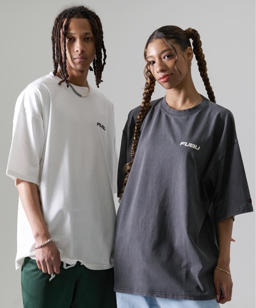 FUBU( フブ)の「FUBU フブ ブランド クラシック 筆記体 ロゴ クラック プリント 刺繍 アメカジ 半袖 Tシャツ ティーシャツ(Tシャツ/カットソー・メンズ・オフホワイト/スミクロ/カモフラージュ・XXL/XL/L/M)」の4枚目の写真