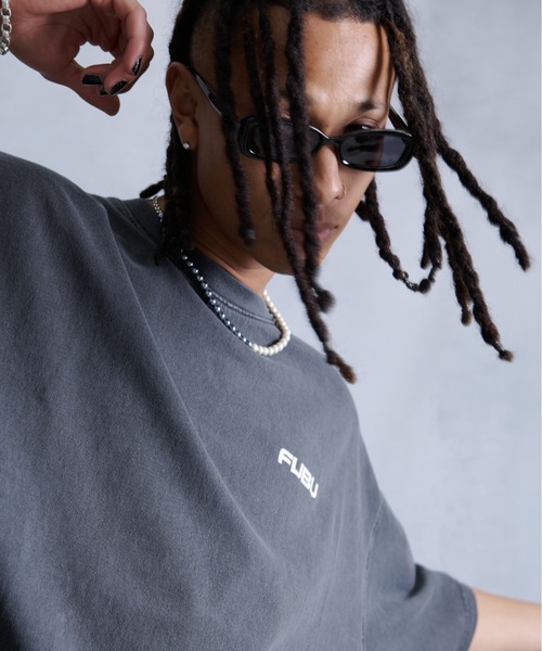 FUBU( フブ)の「FUBU フブ ブランド クラシック 筆記体 ロゴ クラック プリント 刺繍 アメカジ 半袖 Tシャツ ティーシャツ(Tシャツ/カットソー・メンズ・オフホワイト/スミクロ/カモフラージュ・XXL/XL/L/M)」の15枚目の写真