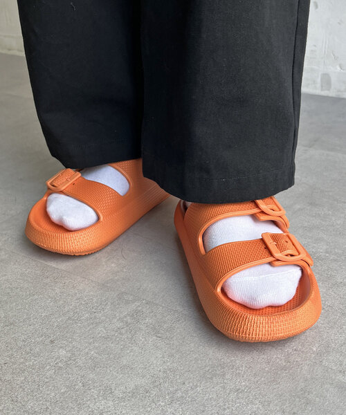 CPCM（シーピーシーエム）の「EVA2ベルトサンダル（サンダル・レディース・グレー/ブラック/オレンジ/ベージュ・LARGE/MEDIUM/SMALL/X-SMALL）」の4枚目の写真