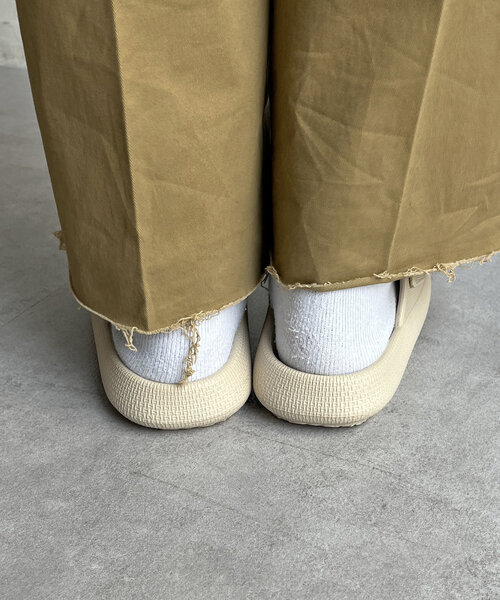 CPCM（シーピーシーエム）の「EVA2ベルトサンダル（サンダル・レディース・グレー/ブラック/オレンジ/ベージュ・LARGE/MEDIUM/SMALL/X-SMALL）」の21枚目の写真