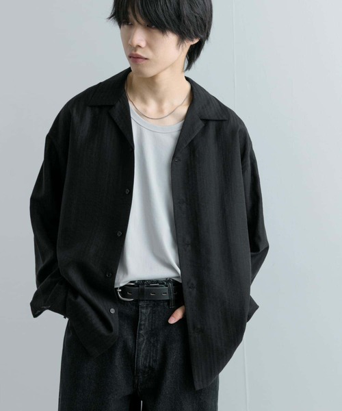 SENSE OF PLACE by URBAN RESEARCH（センスオブプレイスバイアーバンリサーチ）の「シアーストライプオープンカラーシャツ（シャツ/ブラウス・メンズ・カーキ/ライトベージュ/ブラック・LARGE/MEDIUM）」の2枚目の写真