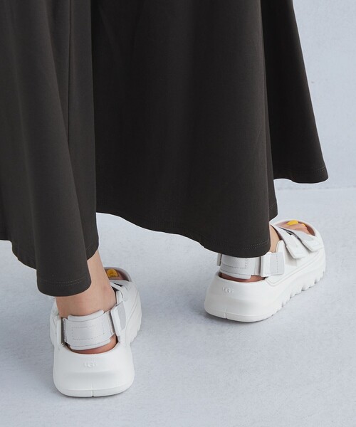 UGG（アグ）の「＜UGG＞ STRATUS サンダル（サンダル）」 - WEAR