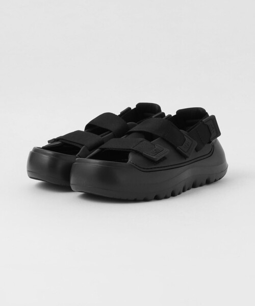 UGG（アグ）の「＜UGG＞ STRATUS サンダル（サンダル）」 - WEAR