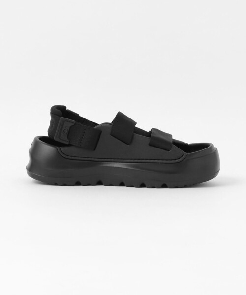 UGG（アグ）の「＜UGG＞ STRATUS サンダル（サンダル）」 - WEAR