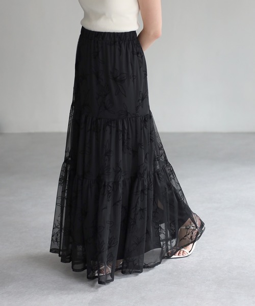 Riberry（リベリー）の「2WAYオーガンジー花柄ティアードスカート（スカート・レディース・ブラック/オフホワイト/グレイッシュベージュ/グレー・FREE）」の14枚目の写真
