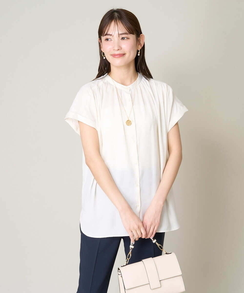 a.v.v（アーヴェヴェ）の「サテンギャザーブラウス（シャツ/ブラウス・レディース・ミント/ベージュ/チャコールグレー/ダークインディゴブルー・40/38/36/34/42）」の21枚目の写真