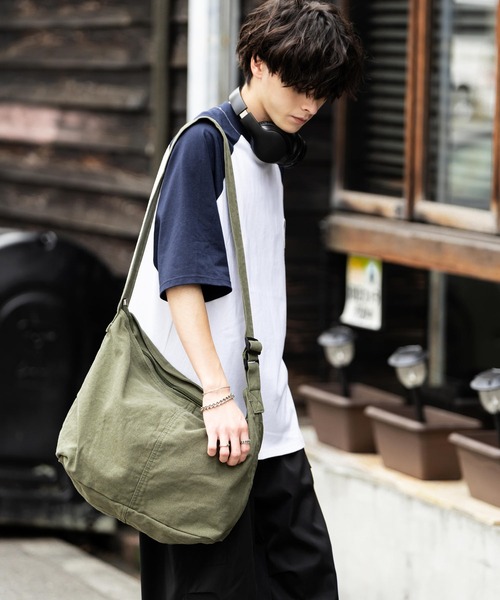 Rocky Monroe（ロッキーモンロー）の「ビックキャンバスショルダーバッグ（ショルダーバッグ・メンズ・カーキ/アイボリー/ブラック・FREE）」の22枚目の写真