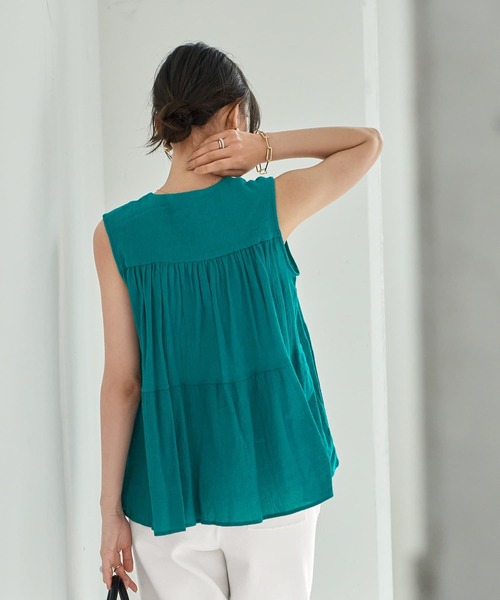 STYLE DELI(スタイルデリ)の「【LUXE】コットン楊柳ノースリブラウス(シャツ/ブラウス・レディース・ホワイト/ターコイズブルー・FREE)」の11枚目の写真