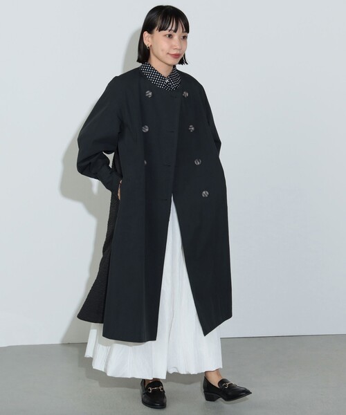 BEAMS HEART（ビームスハート）の「後ろ切替 ノーカラー ロングコート（トレンチコート・レディース・ブラック/ベージュ/オリーブ・MEDIUM/SMALL）」の18枚目の写真