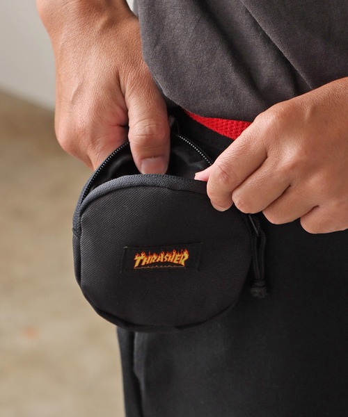 THRASHER（スラッシャー）の「THRASHER/スラッシャー Circle Multi Case マルチケース カラビナ付 2026新作 再入荷（ポーチ・メンズ・ブラック系1/ブラック系2/レオパード・FREE）」の10枚目の写真