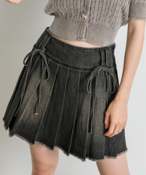 OLIVE des OLIVE(オリーブデオリーブ)の「ダブルリボンプリーツスカート(スカート・レディース・ブルー/ブラック系その他/グレイッシュベージュ/その他・FREE)」の2枚目の写真