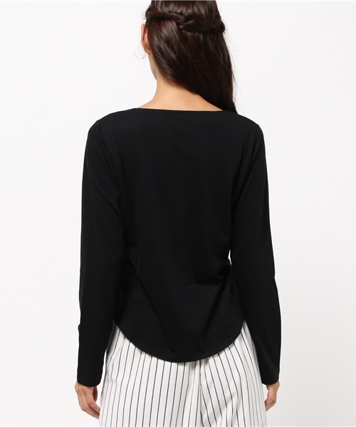 SIMONE LIST(シモーヌリスト)の「C/R長袖プリントTシャツ(Tシャツ/カットソー・レディース・レッド/アイボリー/ブラック・38)」の6枚目の写真