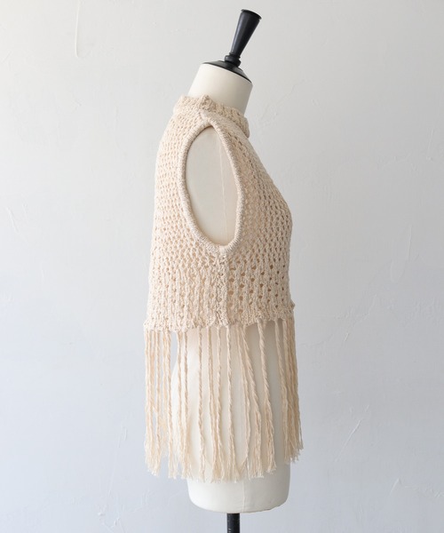 CLEIO（クレイオ）の「【CLEIO】フリンジショートベスト FRINGE SHORT VEST/986-12602（ベスト・レディース・アイボリー/ライトベージュ/チャコールグレー・FREE）」の8枚目の写真