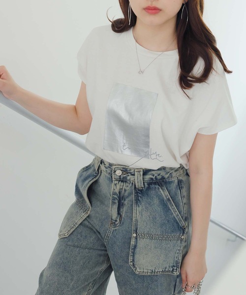 Doula Doula（ドゥーラドゥーラ）の「シルバー箔プリントフレンチスリーブTシャツ（Tシャツ/カットソー・レディース・ホワイト/チャコール・FREE）」の14枚目の写真