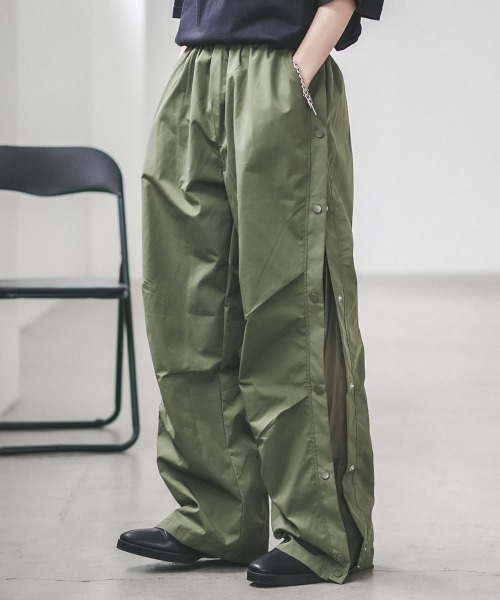 Shoowtime(ショウタイム)の「サイドメッシュナイロンプルオンパンツ(その他パンツ・メンズ・ブラック/カーキ・MEDIUM/LARGE/XX-LARGE/X-LARGE)」の17枚目の写真
