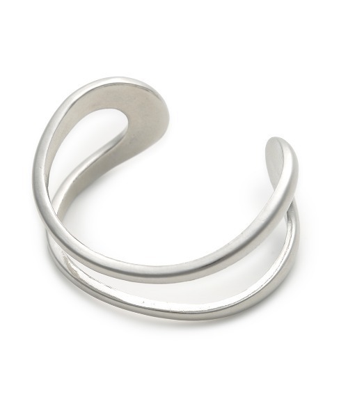 Mila Owen（ミラオーウェン）の「ラインカーブバングル（バングル/リストバンド・レディース・ゴールド/シルバー・FREE）」の2枚目の写真