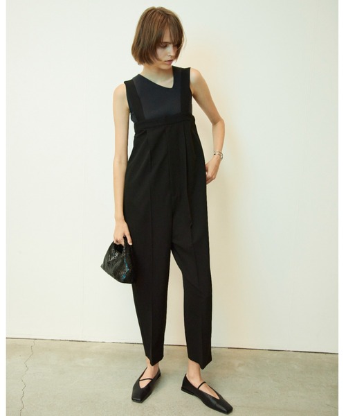 Mila Owen（ミラオーウェン）の「ラインカーブバングル（バングル/リストバンド・レディース・ゴールド/シルバー・FREE）」の3枚目の写真