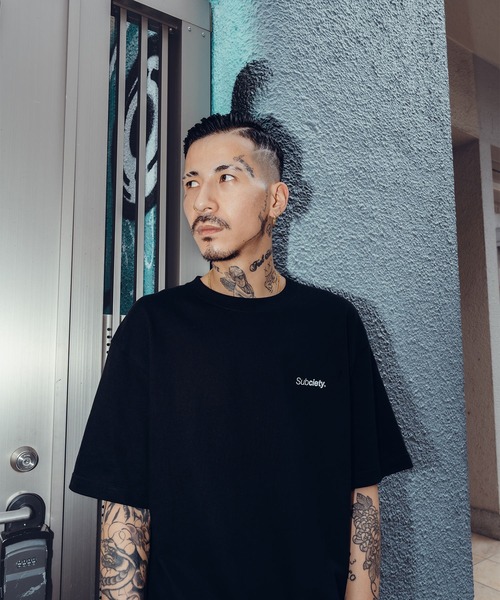 Subciety（サブサエティ）の「Five lights TEE（Tシャツ/カットソー・メンズ・ホワイト/ブラック/バーガンディー/グリーン/ブラウン/スミクロ・XX-LARGE/X-LARGE/LARGE/MEDIUM/SMALL）」の10枚目の写真