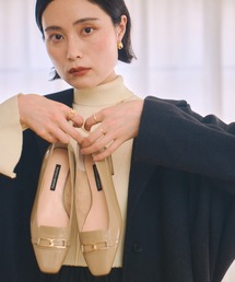 PARADIS COULEUR | 【PARADIS COULEUR】スクエアトウメタルオーナメントパンプス(341019)(パンプス)