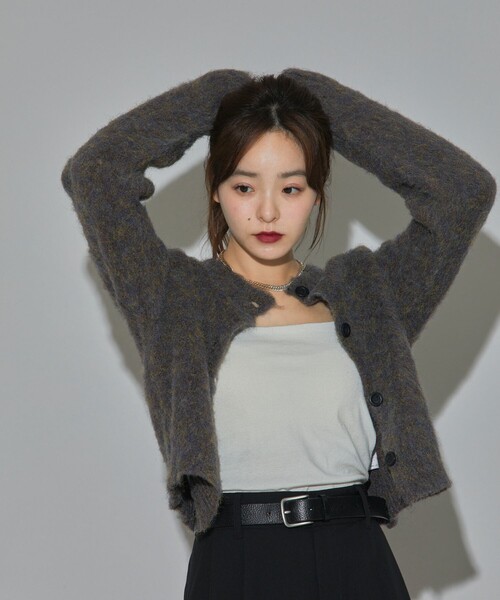 PUBLUX（パブリュクス）の「PUBLUX/パブリュクス モヘア タッチ クルーネックカーディガン　限定展開（カーディガン/ボレロ・レディース・ピンク/ブラウン/ナチュラル/イエロー・ﾌﾘ-）」の6枚目の写真