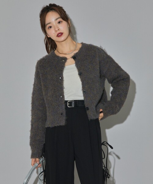 PUBLUX（パブリュクス）の「PUBLUX/パブリュクス モヘア タッチ クルーネックカーディガン　限定展開（カーディガン/ボレロ・レディース・ピンク/ブラウン/ナチュラル/イエロー・ﾌﾘ-）」の14枚目の写真