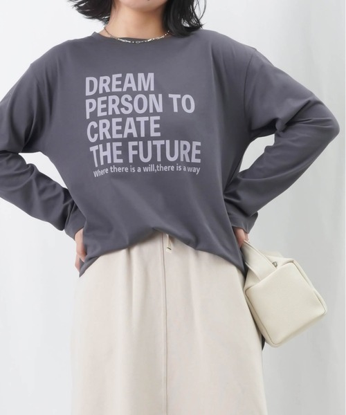 LUCA/LADY LUCK LUCA(ルカ/レディラックルカ)の「LC/LLL バイオ天竺ロゴロンT / ラウンドヘムロゴプリントTee(Tシャツ/カットソー・レディース・ブラウン/チャコールグレー/オフホワイト・FREE)」の3枚目の写真