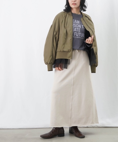 LUCA/LADY LUCK LUCA(ルカ/レディラックルカ)の「LC/LLL バイオ天竺ロゴロンT / ラウンドヘムロゴプリントTee(Tシャツ/カットソー・レディース・ブラウン/チャコールグレー/オフホワイト・FREE)」の16枚目の写真