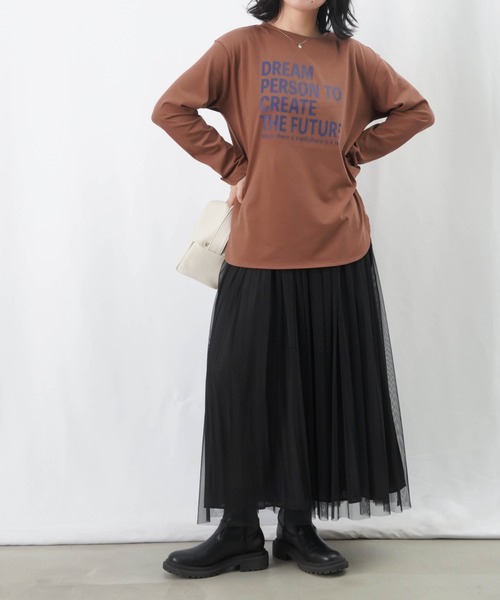 LUCA/LADY LUCK LUCA(ルカ/レディラックルカ)の「LC/LLL バイオ天竺ロゴロンT / ラウンドヘムロゴプリントTee(Tシャツ/カットソー・レディース・ブラウン/チャコールグレー/オフホワイト・FREE)」の20枚目の写真