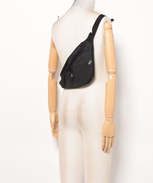 MEI(メイ)の「【MEI メイ】STANDARD MOON SHOULDER ハーフムーン ショルダーバッグ ボディバッグ(ショルダーバッグ・レディース・ブラック/オリーブ/グレー/オフホワイト/ベージュ・FREE)」の11枚目の写真