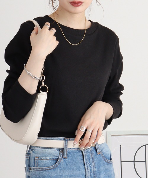 atONE(アットワン)の「リブクルーネック長袖Tシャツ(Tシャツ/カットソー・レディース・ベージュ/オフホワイト/ブラック・M/L/LL/3L/4L)」の3枚目の写真