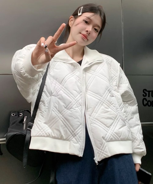 urge:(アージコロン )の「【URGE:】キルティング ブルゾン アウター(ブルゾン・レディース・ホワイト・SMALL/MEDIUM/LARGE)」の4枚目の写真